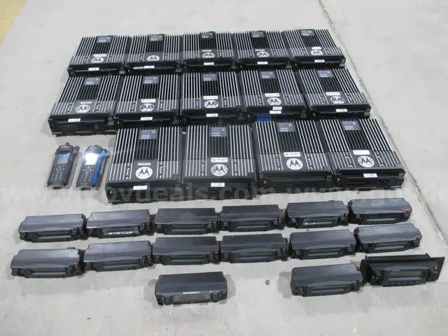 Motorola Mobile Radios, Portable Radios, & Contol Heads  (31 Items)