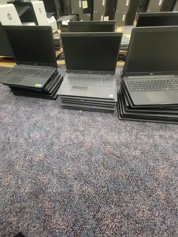 LOT OF 35 LAPTOPS