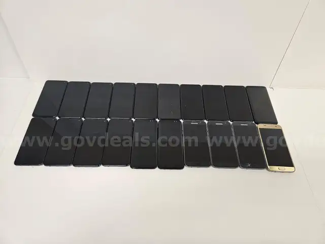Samsung Cell Phones (20)