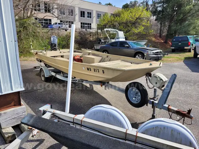 17' POLARKRAFT JON BOAT & TRAILER