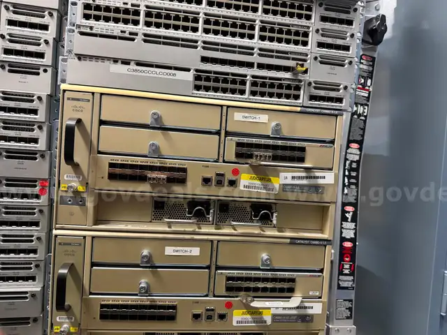 One Lot (20) Network Switches