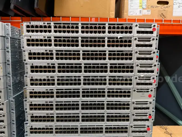 One lot (20) Network Switches