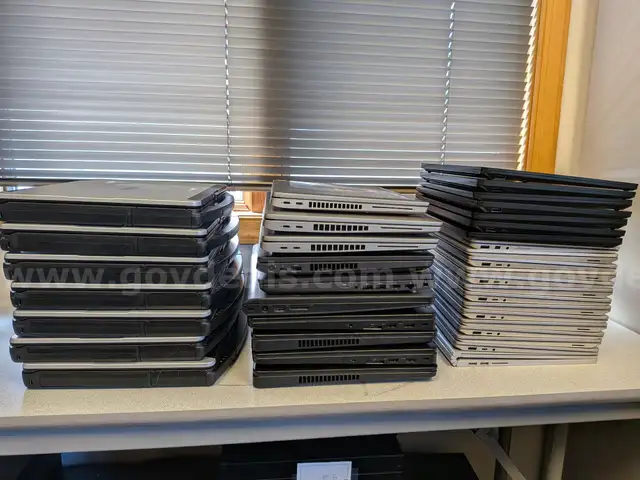 LOT OF 36 LAPTOPS