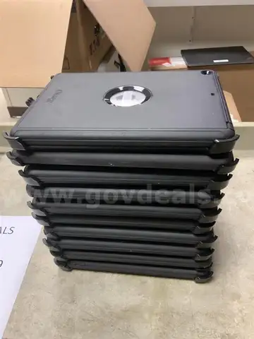 Lot of 10 Apple 6th Generation iPAD&#x27;s