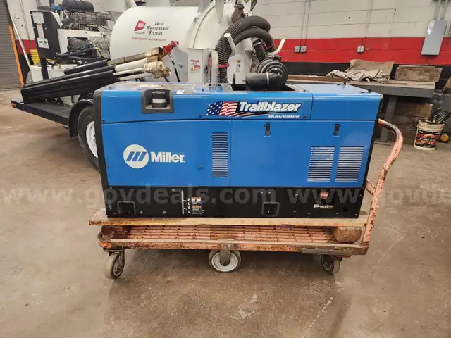 MILLER TRAILBLAZER WELDER GENERATOR