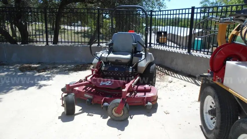 Exmark 60&#x22; Lazer Z Mower