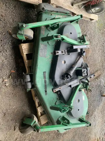 John Deere with 72&#x22; mower deck and 59.5 snow blower