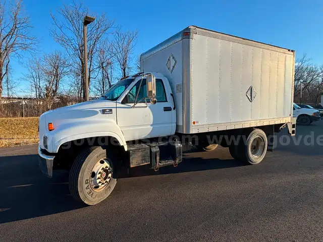 1999 Chevy C6500 Box Truck