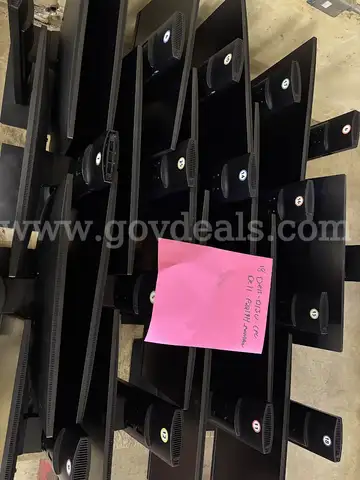 Dell OptiPlex 3090 Ultra with attached Monitor, Qty 18