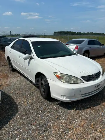 2003 Toyota Camry LE Abandoned Car (NO KEYS)