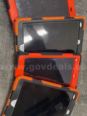 Lot of 4 Ipads