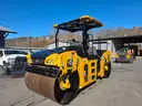 CATERPILAR CB10 Asphalt Roller