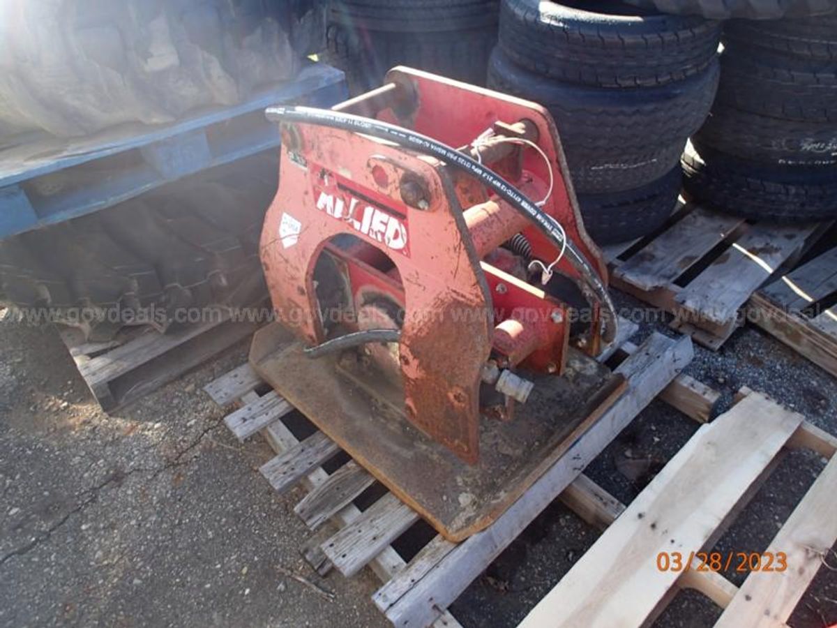 ALLIED PLATE COMPACTOR FOR BACKHOE OR TRACK HOE | AllSurplus