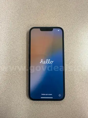 Used Apple iPhone 13 (128GB)