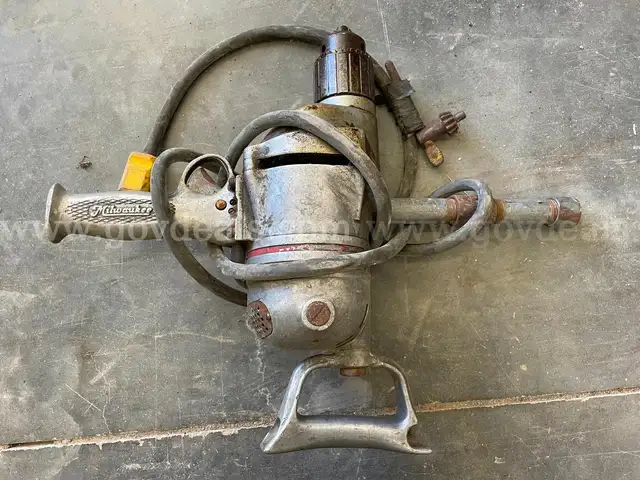 Milwaukee ½” corded drill-works