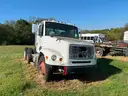 1999 Freightliner FL112