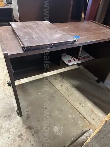 (5) wood office desks
