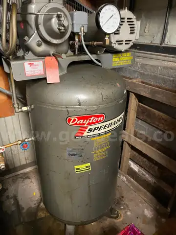 Dayton Speedaire Compressor