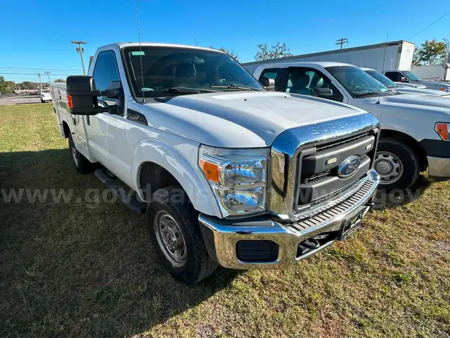 2015 Ford F-250 SD XL 4WD Knapheide Utility Bed