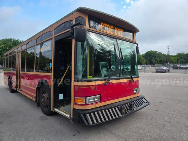 2008 Gillig Low Floor Trolley Runs and Drives Watch Long Test Drive VIDEO