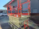 2002 JLG  30AM VERTICAL LIFT SCISSOR LIFT DOES NOT WORK Will need Batteries.