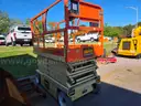 2002 JLG  30AM VERTICAL LIFT SCISSOR LIFT DOES NOT WORK Will need Batteries.