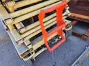 2002 JLG  30AM VERTICAL LIFT SCISSOR LIFT DOES NOT WORK Will need Batteries.