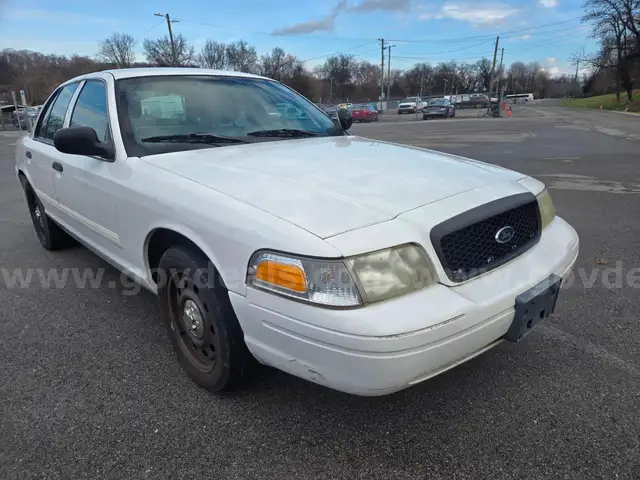 2011 Ford Crown Victoria Runs and Drives Watch Test Drive VIDEO