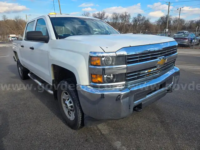 2015 Chevrolet Silverado 2500HD Runs and Drives Great Watch the Long Test Drive VIDEO