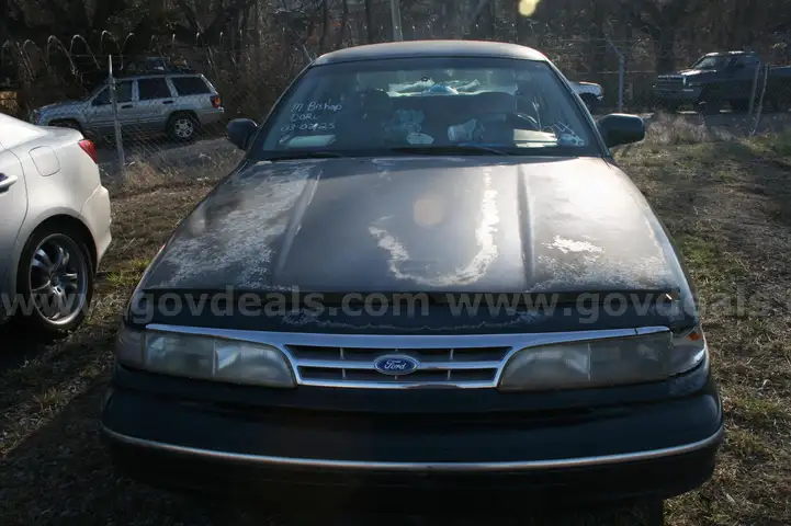 1997 Ford Crown Victoria