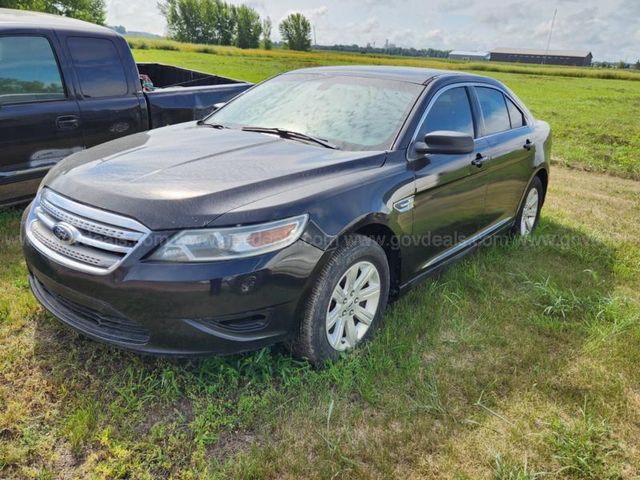 2010 Ford Taurus | GovDeals