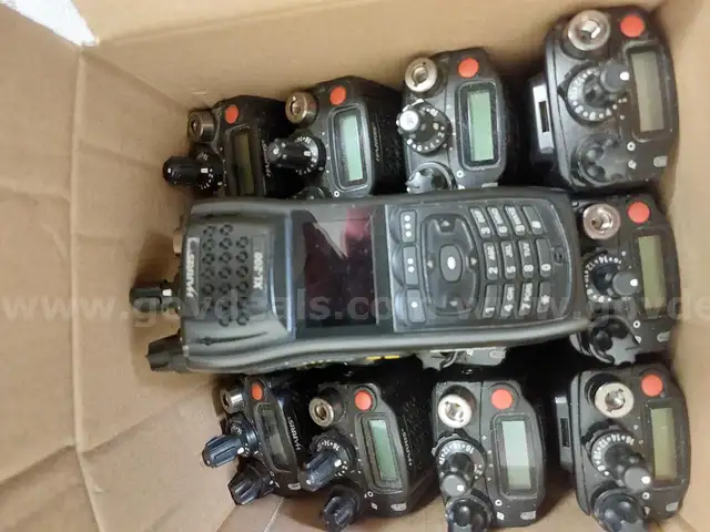 Lot Radios