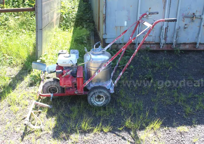 Pioneer Low Pressure Field Painter