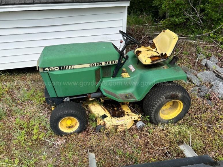 john deere 420 riding mower