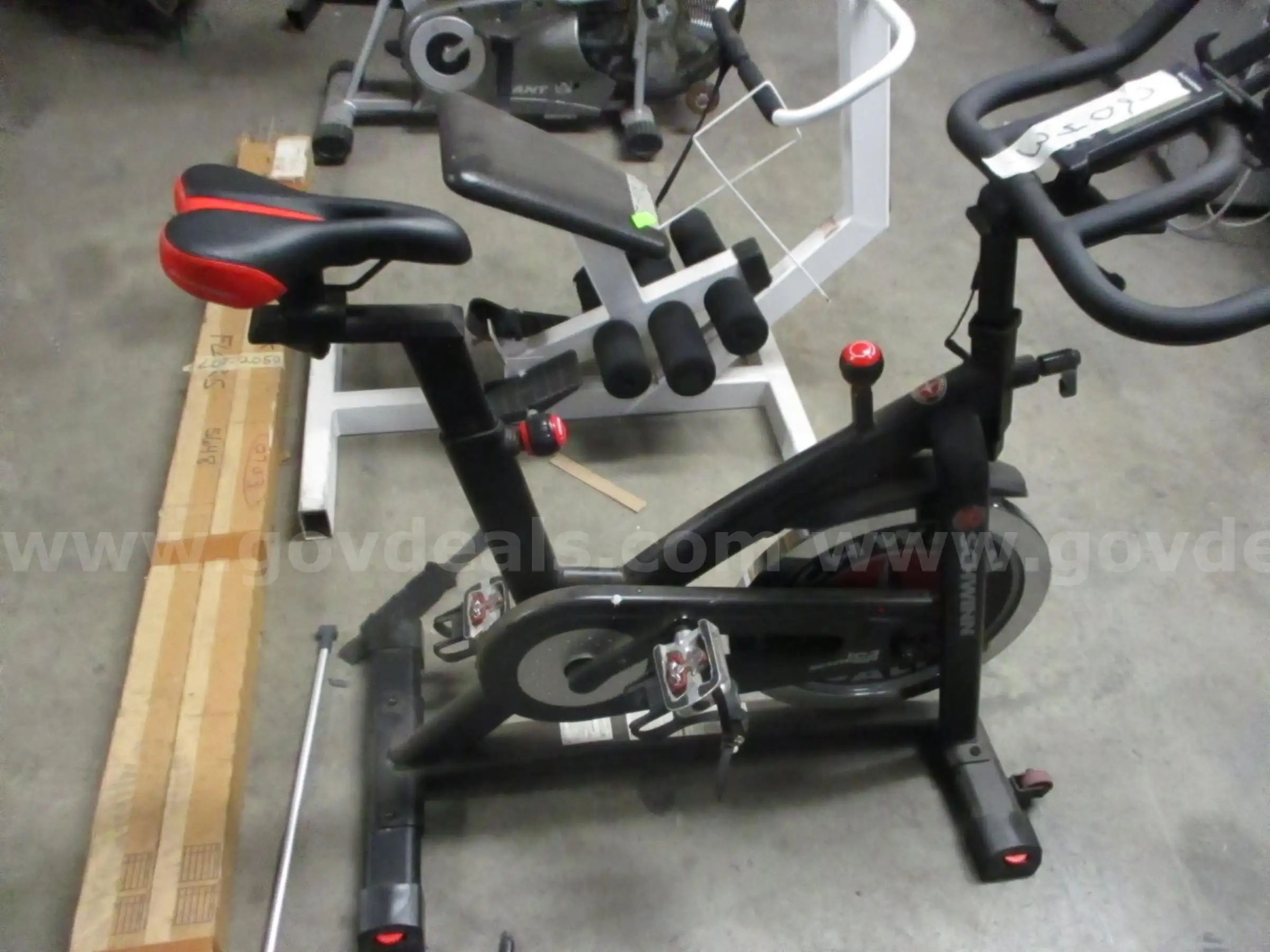 Schwinn 103 sale exercise bike