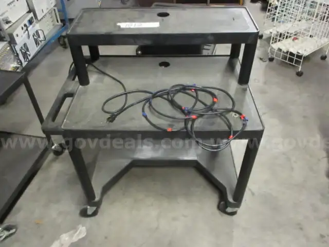 AV CART, LOT 1012, AR25051909-001