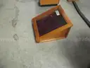 DISPLAY CASE, LOT 626, AR26005399-001