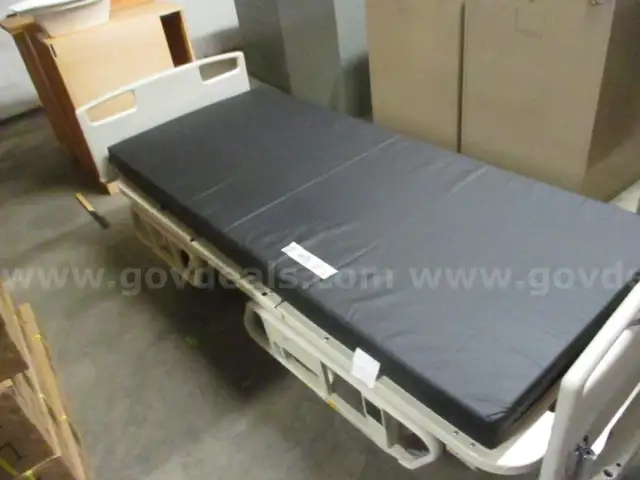 BED, HOSPITAL, ADVANCE SERIES, LOT 1007, AR26010664-001R