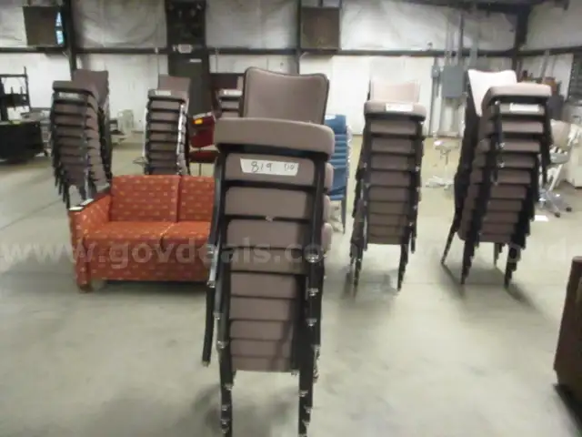 CHAIRS, BANQUET, (10), LOT 819, AR26023907-001