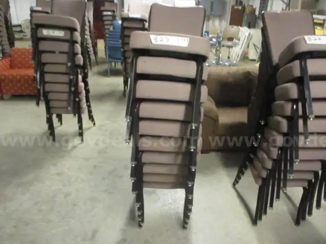 CHAIRS, BANQUET, (10), LOT 823, AR26023907-006