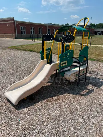 Playground equipment - Climber slide
