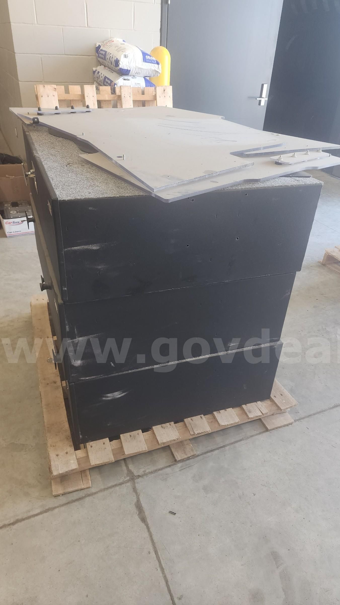 【mino_o】ACME Troy Box L Troy Equipment boxes | GovDeals