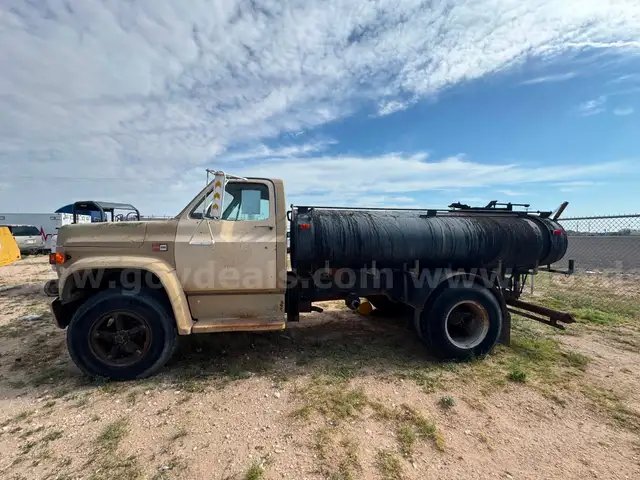 1983 GMC C6D042