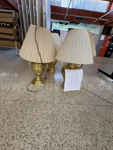 4 brass lamps