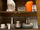 Assorted dishes