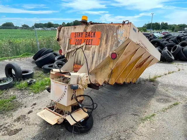 1991 Swenson EV10012 Salt Spreader
