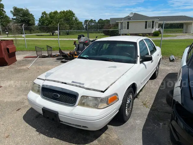 2002 Ford Crown Victoria