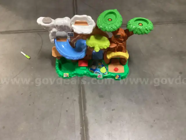 Toy Jungle Play Set