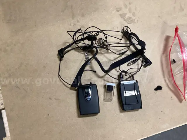 Transmitter/ Microphone (lot of 2)