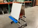 Easel